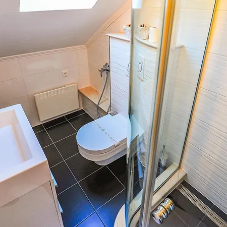 Amazing In With Wifi And 3 Bedrooms *
