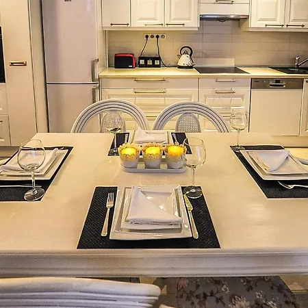 Amazing In With Wifi And 3 Bedrooms בית נופש