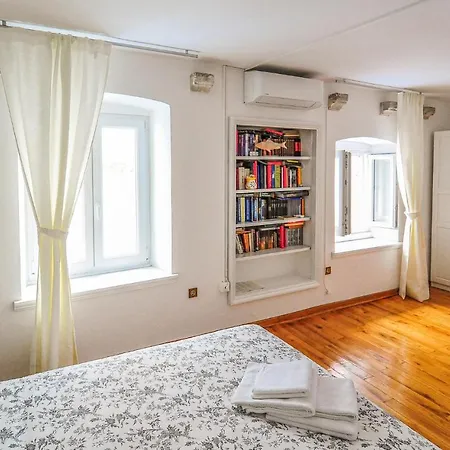 Amazing In With Wifi And 3 Bedrooms بيت للعطل كورتْشولا